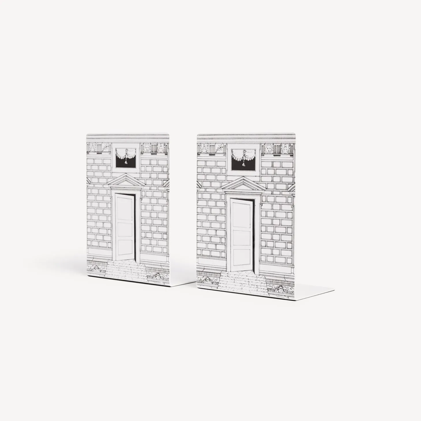 fermalibri_porta_0.webp Fornasetti Fermalibri Porta^ Fermalibri
