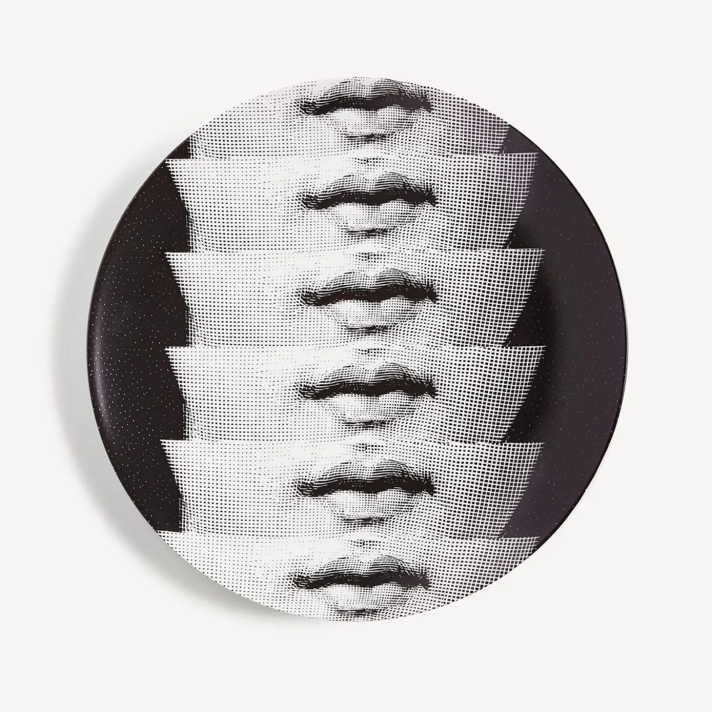 piatto_da_muro_tema_e_var_0-49.webp Fornasetti Piatto Da Muro Tema E Variazioni N.250^ Ripetizione