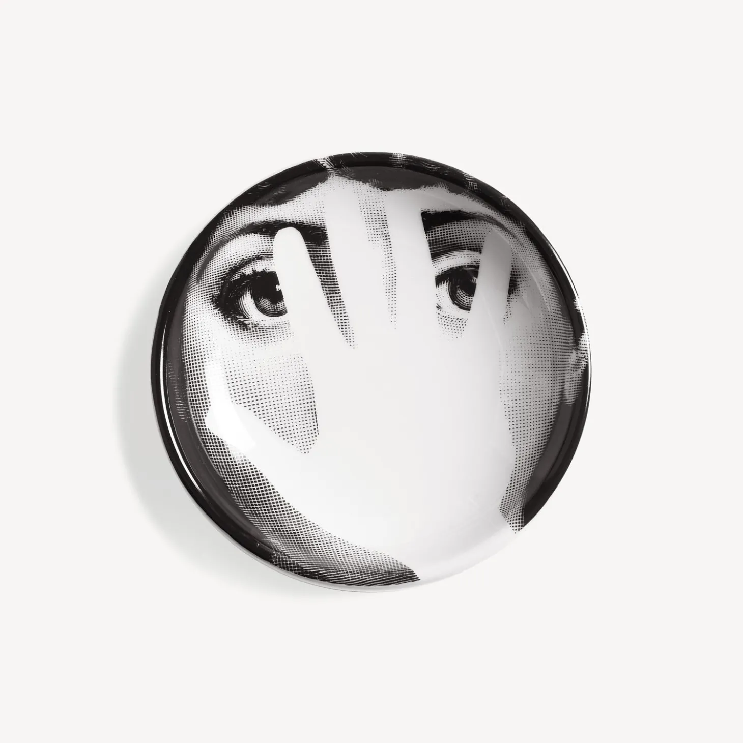 posacenere_tema_e_variazi_0-8.webp Fornasetti Posacenere Tema E Variazioni N.16^ Posacenere Di Design