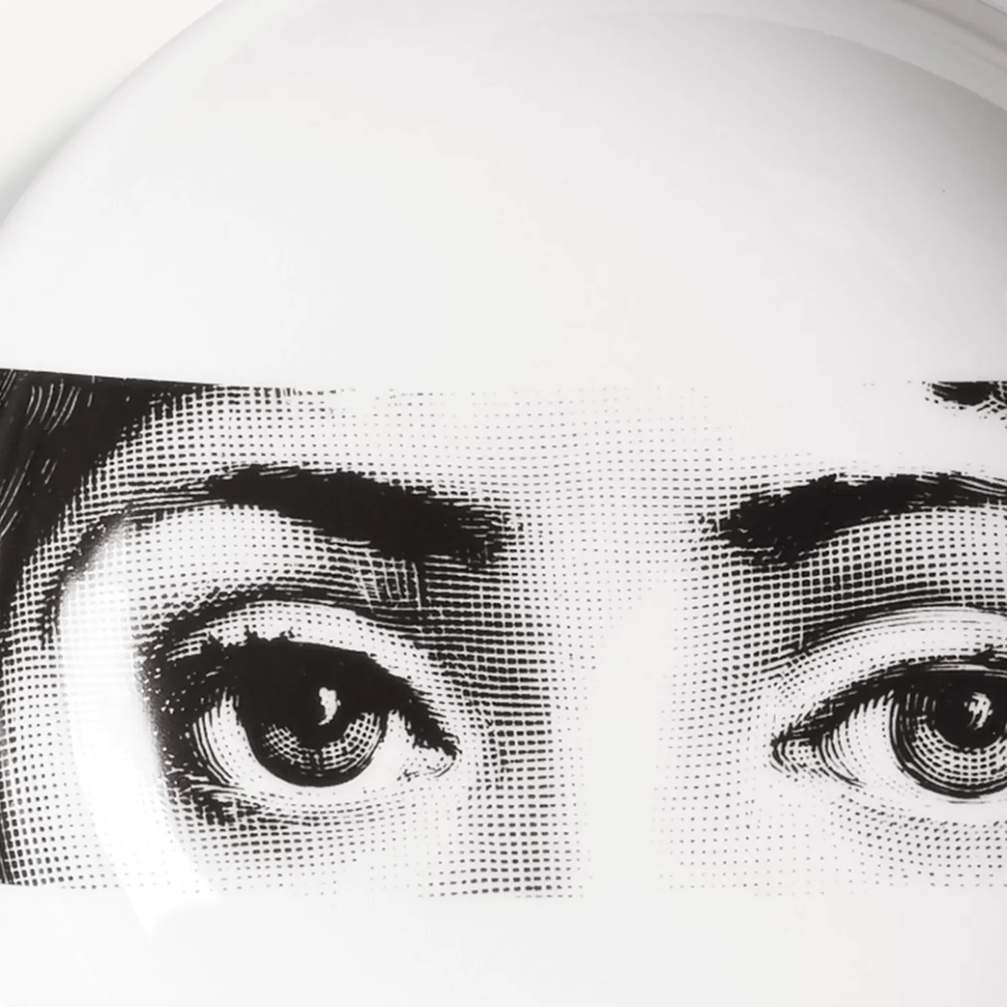 posacenere_tema_e_variazi_3-10.webp Fornasetti Posacenere Tema E Variazioni N.32^ Posacenere Di Design