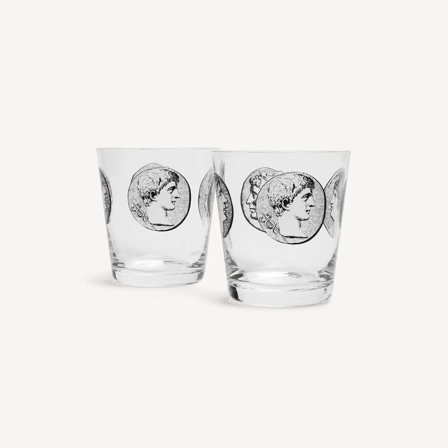 set__bicchieri_acqua_camm_0-1.webp Fornasetti Set 2 Bicchieri Acqua Cammei^ Bicchieri E Sottobicchieri