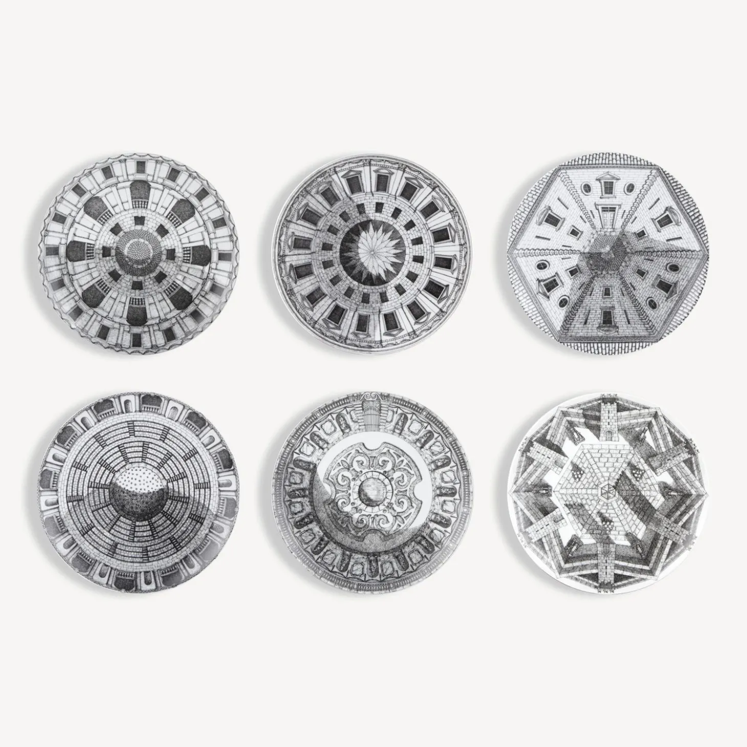 set__piatti_cortili_0.webp Fornasetti Set 6 Piatti Cortili^ Piatti Decorativi