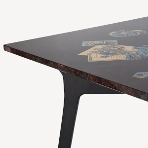 Fornasetti Tavolo Rettangolare Oggetti Sparsi^ Tabelle
