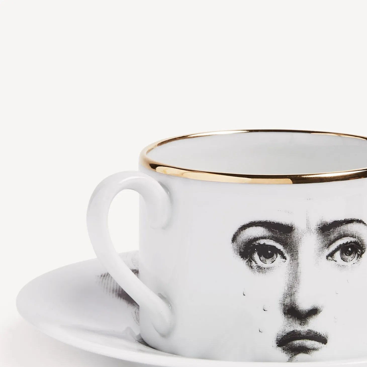tazza_da_te_tema_e_variaz_3-4.webp Fornasetti Tazza Da Te Tema E Variazioni Il Fumo Fa Male^ Set Da Te E Caffe